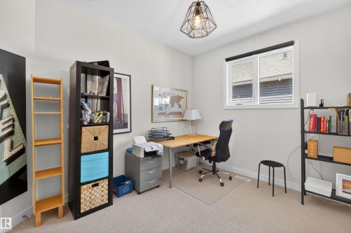 3381 Chickadee Drive, Edmonton, AB - Indoor Photo Showing Office