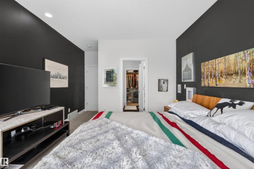 3381 Chickadee Drive, Edmonton, AB - Indoor Photo Showing Bedroom