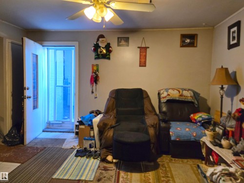 13220 132 Street, Edmonton, AB - Indoor Photo Showing Other Room
