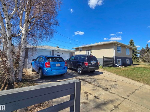 13220 132 Street, Edmonton, AB - Outdoor