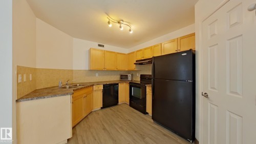 67 150 Edwards Drive, Edmonton, AB 