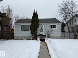 9206 / 9208 90 Street Edmonton, AB T6C 3M1