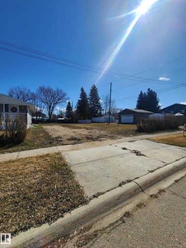 5007 58 Street, Cold Lake, AB 