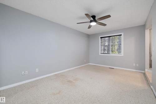 115 Walker Road, Edmonton, AB - Indoor Photo Showing Other Room
