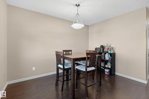 5636 18 Avenue, Edmonton, AB - Indoor Photo Showing Dining Room