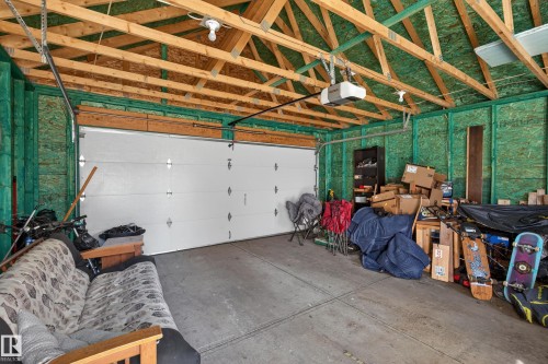 5636 18 Avenue, Edmonton, AB - Indoor Photo Showing Garage