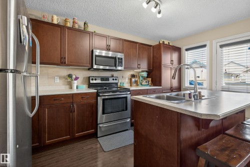 5636 18 Avenue, Edmonton, AB - Indoor Photo Showing Kitchen With Stainless Steel Kitchen With Double Sink