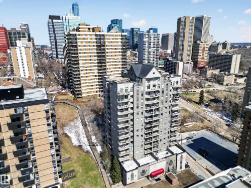 202 9819 104 Street, Edmonton, AB - Outdoor With Facade