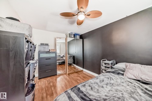 12146 95 Street, Edmonton, AB - Indoor Photo Showing Bedroom