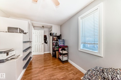 12146 95 Street, Edmonton, AB - Indoor