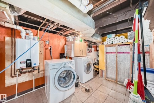 12146 95 Street, Edmonton, AB - Indoor Photo Showing Laundry Room