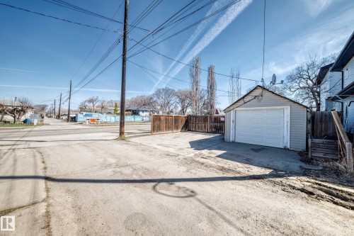 12146 95 Street, Edmonton, AB - Outdoor