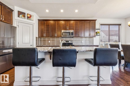21912 97 Avenue, Edmonton, AB - Indoor Photo Showing Kitchen With Stainless Steel Kitchen With Upgraded Kitchen