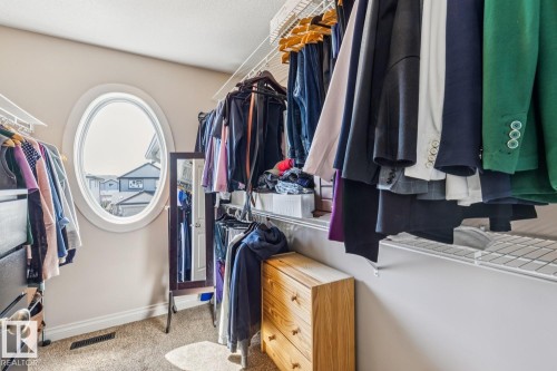 21912 97 Avenue, Edmonton, AB - Indoor With Storage