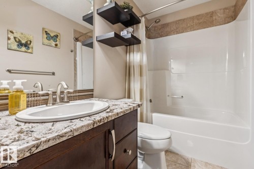 21912 97 Avenue, Edmonton, AB - Indoor Photo Showing Bathroom