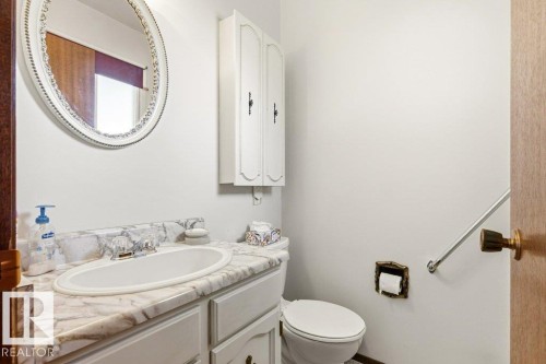 35 Oatway Drive, Stony Plain, AB - Indoor Photo Showing Bathroom