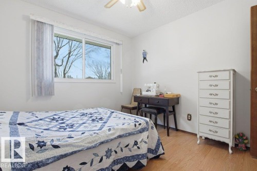 35 Oatway Drive, Stony Plain, AB - Indoor Photo Showing Bedroom