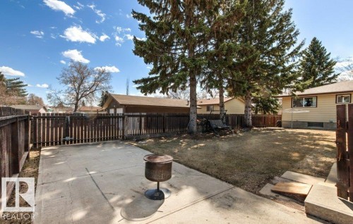 35 Oatway Drive, Stony Plain, AB - Outdoor