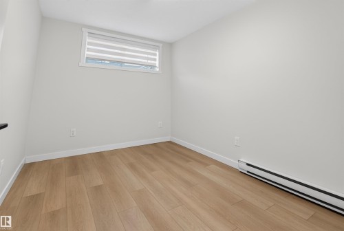 5348 Lark Landing, Edmonton, AB - Indoor Photo Showing Other Room