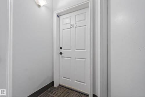 205 10011 110 Street, Edmonton, AB - Indoor Photo Showing Other Room