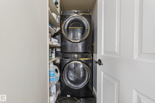 205 10011 110 Street, Edmonton, AB - Indoor Photo Showing Laundry Room