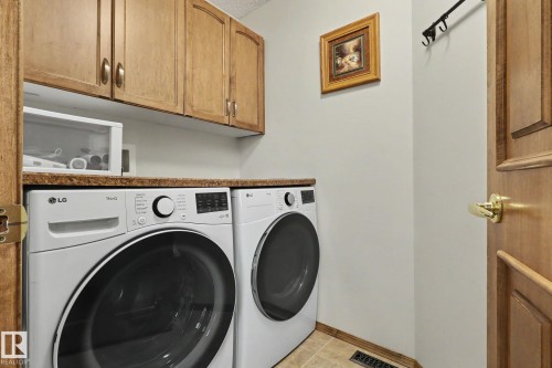 5 Richelieu Place, Beaumont, AB - Indoor Photo Showing Laundry Room