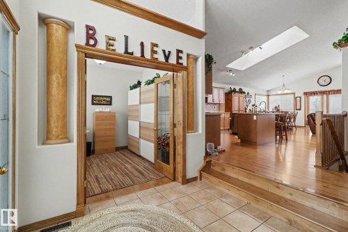 5 Richelieu Place, Beaumont, AB - Indoor Photo Showing Other Room