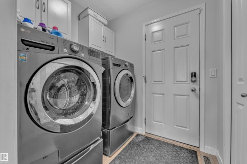 1309 Mcallister Way, Edmonton, AB - Indoor Photo Showing Laundry Room