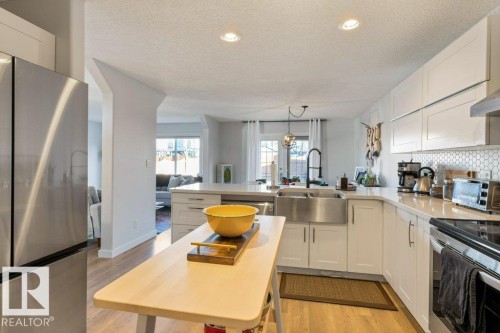 22 Deacon Place, St. Albert, AB - Indoor Photo Showing Kitchen With Double Sink