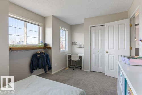 22 Deacon Place, St. Albert, AB - Indoor Photo Showing Bedroom