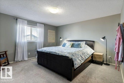 22 Deacon Place, St. Albert, AB - Indoor Photo Showing Bedroom
