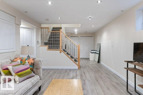 22 Deacon Place, St. Albert, AB - Indoor Photo Showing Other Room