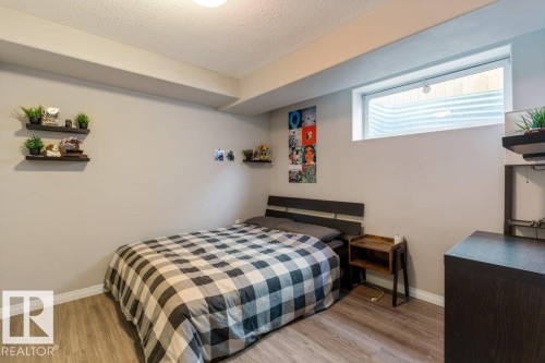 22 Deacon Place, St. Albert, AB - Indoor Photo Showing Bedroom