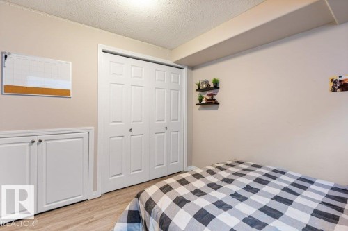 22 Deacon Place, St. Albert, AB - Indoor Photo Showing Bedroom