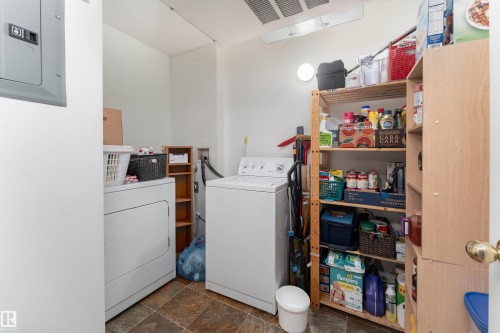 221 16303 95 Street, Edmonton, AB - Indoor Photo Showing Laundry Room