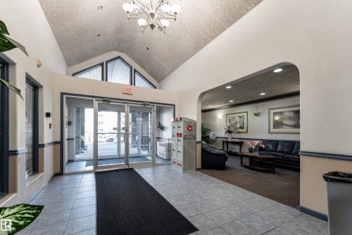 221 16303 95 Street, Edmonton, AB - Indoor Photo Showing Other Room