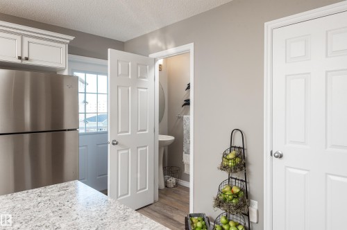 69 20 Augustine Crescent, Sherwood Park, AB - Indoor