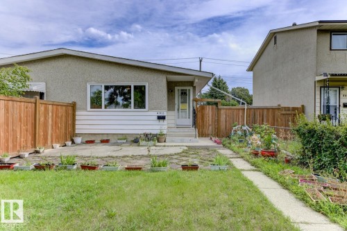 4911 106 Street, Edmonton, AB - Outdoor