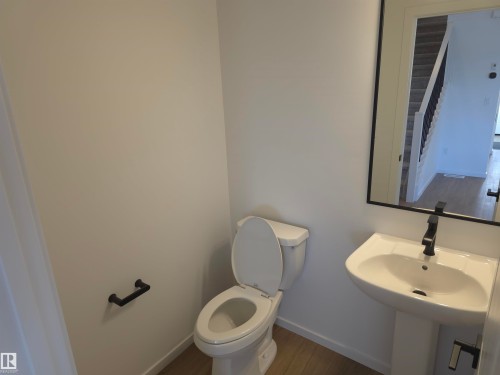 43 Eton Link, Spruce Grove, AB - Indoor Photo Showing Bathroom