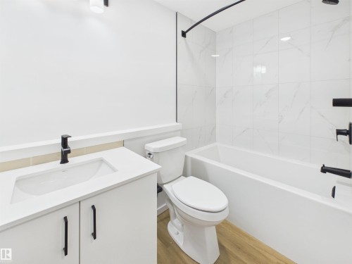 43 Eton Link, Spruce Grove, AB - Indoor Photo Showing Bathroom