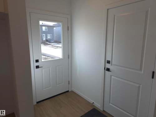 43 Eton Link, Spruce Grove, AB - Indoor Photo Showing Other Room
