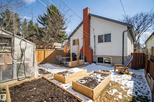 8946 80 Avenue, Edmonton, AB - Outdoor