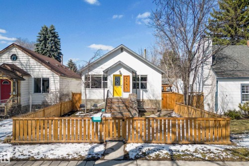 8946 80 Avenue, Edmonton, AB - Outdoor