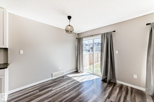 5227 Crabapple Link, Edmonton, AB - Indoor Photo Showing Other Room