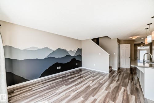5227 Crabapple Link, Edmonton, AB - Indoor Photo Showing Other Room