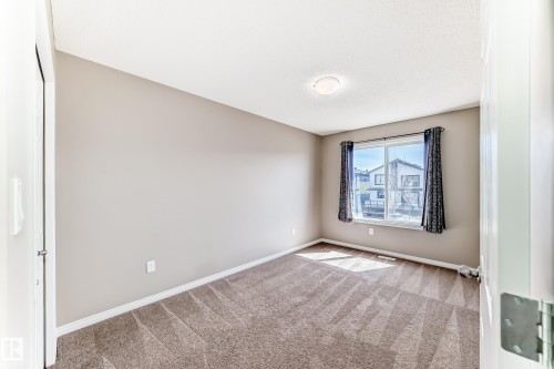 5227 Crabapple Link, Edmonton, AB - Indoor Photo Showing Other Room