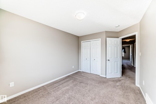 5227 Crabapple Link, Edmonton, AB - Indoor Photo Showing Other Room