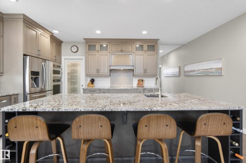 9245 87 Street, Edmonton, AB - Indoor Photo Showing Kitchen With Upgraded Kitchen