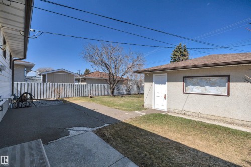 6208 94A Avenue, Edmonton, AB - Outdoor