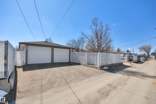6208 94A Avenue, Edmonton, AB - Outdoor